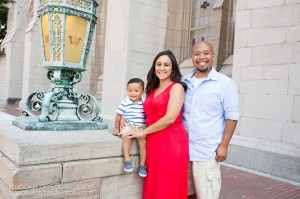 family with toddler suzzalo