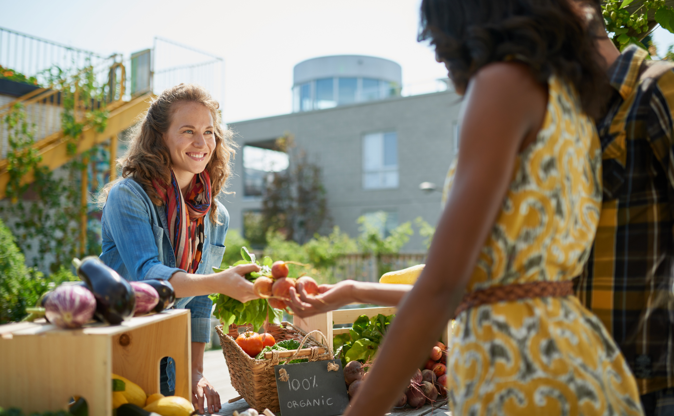 the benefits of eating local goods